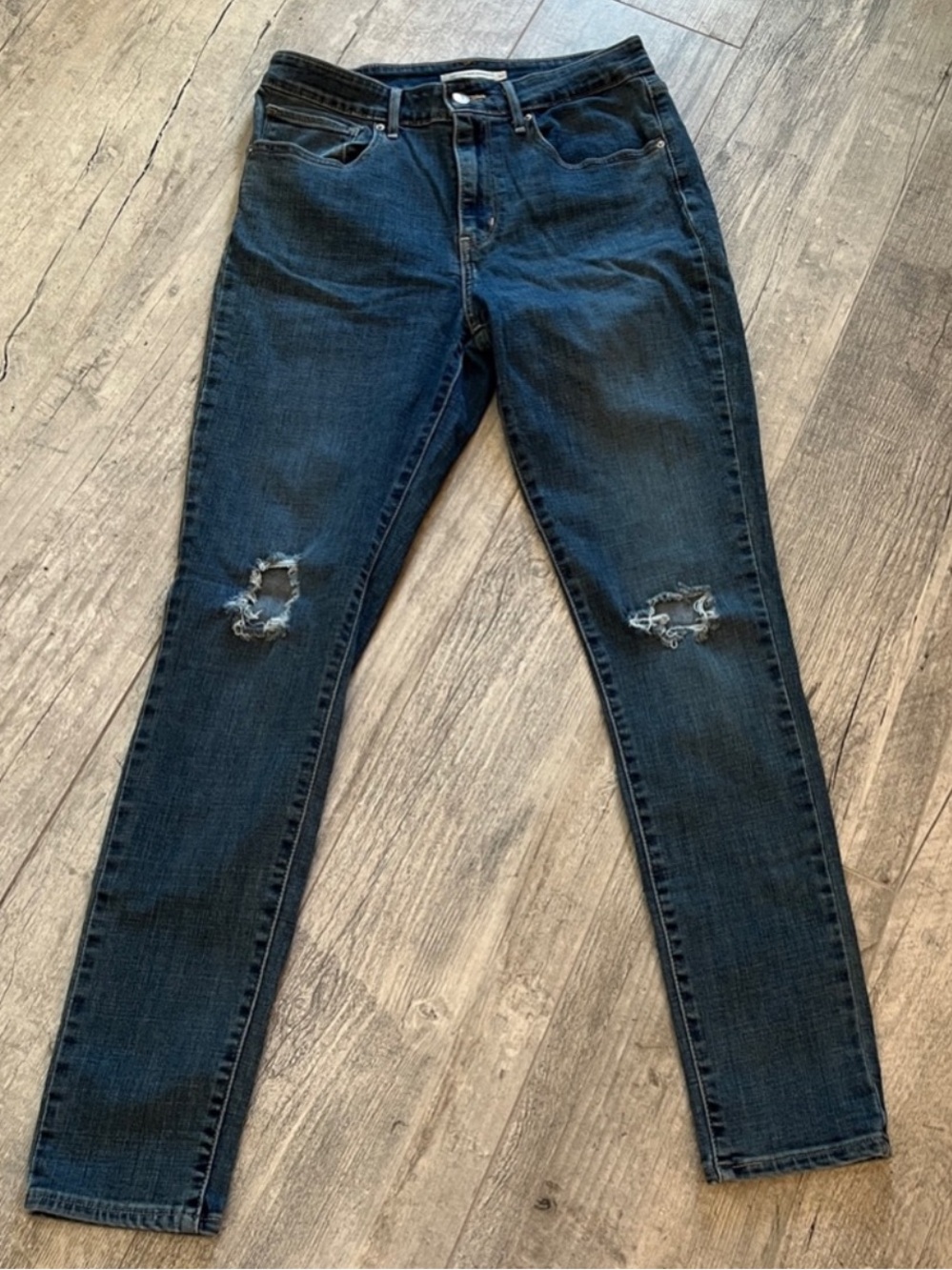 Levi's 721 Dark Blue High Rise Ripped Skinny Jeans